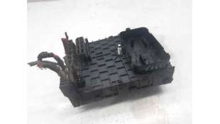 CAJA RELES / FUSIBLES VOLKSWAGEN PASSAT (2005-2008) 1.6 FSI 115CV 1598CC - L.5948650 / 3C0937125 2