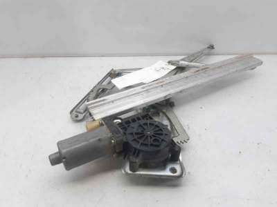 ELEVALUNAS DELANTERO DERECHO MERCEDES-BENZ CLASE M (1999-2005) ML 270 CDI (163.113) 163CV 2685CC - L.5990716 / 990408101