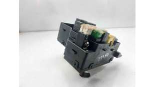 CAJA RELES / FUSIBLES MITSUBISHI CARISMA (2000-2006) 1.9 DI-D (DA5A) 102CV 1870CC - L.6002394 / MR482520 2