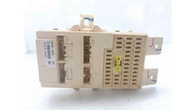 CAJA RELES / FUSIBLES SSANGYONG TIVOLI (2015-) - L.6020513 / 8215035034