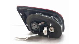 PILOTO TRASERO DERECHO INTERIOR HYUNDAI SANTA FÉ II (2006-2009) 2.2 CRDI 4X4 155CV 2188CC - L.6027935 / 924062B5