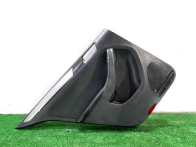 GUARNECIDO PUERTA TRASERA IZQUIERDA VOLKSWAGEN JETTA IV (2010-) 2.0 TDI 110CV 1968CC - L.6048769 / 5C6867211AA