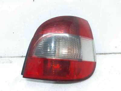 PILOTO TRASERO DERECHO RENAULT SCÉNIC I LIMUSINA (1999-2003) 1.4 16V (JA0D, JA1H, JA0W, JA10) 95CV 1390CC - L.6108081 / 770
