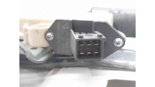ELEVALUNAS TRASERO DERECHO TOYOTA AVENSIS SEDÁN (2003-2008) 1.8 (ZZT251) 129CV 1794CC - L.6115113 / 6983005100