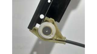 PILOTO TRASERO DERECHO INTERIOR VOLKSWAGEN GOLF V (2003-2009) - L.6131328 / 1K6945094G