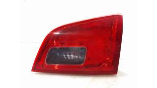 PILOTO TRASERO DERECHO INTERIOR OPEL ASTRA J (2009-2015) 1.7 CDTI (68) 110CV 1686CC - L.6163400 / 13282247