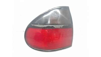 PILOTO TRASERO IZQUIERDO RENAULT LAGUNA I (1995-2001) 1.8 (B56S/T/0) 90CV 1783CC - L.6165312 / 7701038275