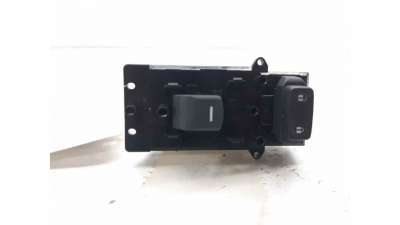 MANDO ELEVALUNAS DELANTERO DERECHO HONDA CIVIC X FASTBACK (2017-) 1.0 VTEC (FK6) 129CV 988CC - L.6185196 / 83545TGGF110BLK