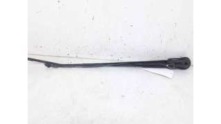 BRAZO LIMPIA DELANTERO DERECHO KIA K2500 (2001-) - L.6251111 / 983104E000