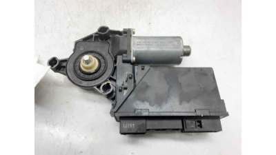 MOTOR ELEVALUNAS TRASERO IZQUIERDO AUDI A4 (2000-2004) 2.0 130CV 1984CC - L.6292548 / 8E0959801A