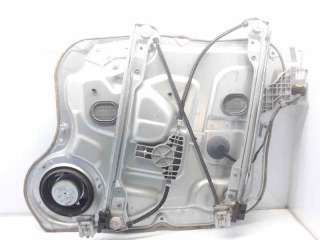 ELEVALUNAS DELANTERO IZQUIERDO HYUNDAI SANTA FÉ II (2005-2015) - L.6317414 / 824502B000