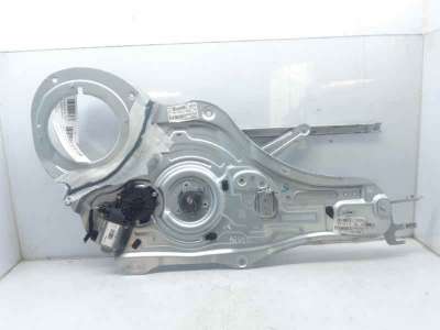 ELEVALUNAS DELANTERO IZQUIERDO KIA SPORTAGE (2010-) 1.7 CRDI 116CV 1685CC - L.6346478 / 824031F010