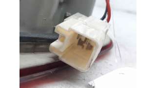 PILOTO TRASERO DERECHO INTERIOR MITSUBISHI CARISMA (2000-2006) 1.9 DI-D (DA5A) 102CV 1870CC - L.6423280 / 151208