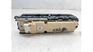 MANDO ELEVALUNAS DELANTERO IZQUIERDO LEXUS RX (2008-2015) 450H (GYL10) 249CV 3456CC - L.6448065 / 840A053020 2