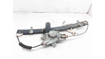 ELEVALUNAS DELANTERO DERECHO HYUNDAI ACCENT II (2000-2005) 1.3 86CV 1341CC - L.6459517 / 8240225000