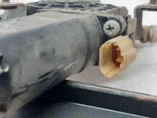 ELEVALUNAS DELANTERO IZQUIERDO HYUNDAI ACCENT II (2000-2005) 1.3 86CV 1341CC - L.6459518 / 8240125000