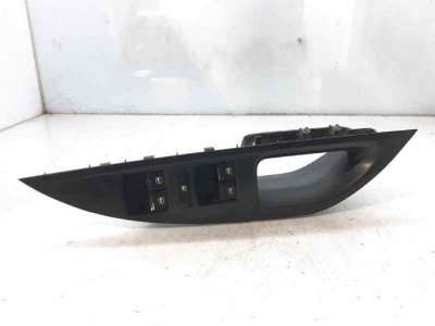 MANDO ELEVALUNAS DELANTERO IZQUIERDO SEAT TOLEDO III (2004-2009) 1.9 TDI 105CV 1896CC - L.6486583 / 5P1867171A