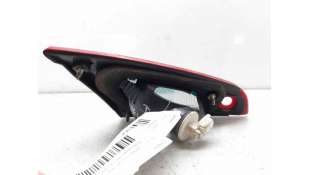 PILOTO TRASERO DERECHO INTERIOR MITSUBISHI COLT VI (2004-2012) 1.3 95CV 1332CC - L.6497434 / MN105622 2