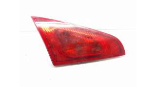 PILOTO TRASERO IZQUIERDO INTERIOR MITSUBISHI COLT VI (2004-2012) 1.3 95CV 1332CC - L.6497436 / MN105623