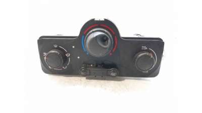 MANDO CALEFACCION /  AIRE ACONDICIONADO RENAULT CLIO III (2005-2012) 1.4 16V 98CV 1390CC - L.6500844 / 030967W