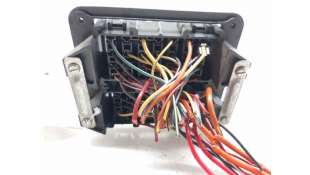 CAJA RELES / FUSIBLES OTROS VEHICULOS - L.6525486 / 2654649 2