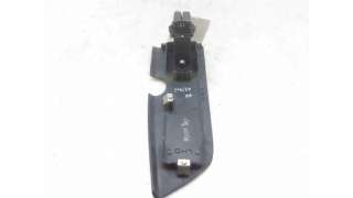 MANDO ELEVALUNAS DELANTERO DERECHO OTROS VEHICULOS - L.6525562 / 120607
