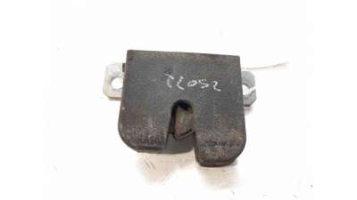 CERRADURA MALETERO / PORTON SEAT IBIZA III (2002-2007) 1.4 16V 75CV 1390CC - L.6538359 / 6L6827505A