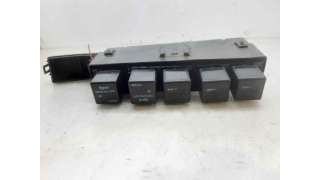 CAJA RELES / FUSIBLES OTROS VEHICULOS - L.6571396 / 2654649