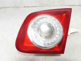 PILOTO TRASERO DERECHO INTERIOR VOLKSWAGEN JETTA III (2005-2010) 1.9 TDI 105CV 1896CC - L.6576077 / 1K5945094