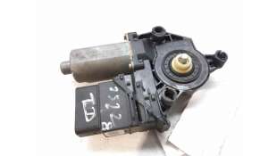 MOTOR ELEVALUNAS TRASERO DERECHO VOLKSWAGEN GOLF IV (1997-2004) 1.6 100CV 1595CC - L.6596954 / 0130821766