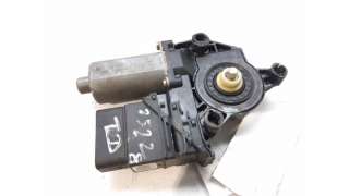 MOTOR ELEVALUNAS TRASERO DERECHO VOLKSWAGEN GOLF IV (1997-2004) 1.6 100CV 1595CC - L.6596954 / 0130821766