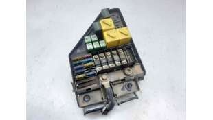 CAJA RELES / FUSIBLES LAND ROVER FREELANDER (2000-2006) 2.0 TD4 4X4 112CV 1951CC - L.6614616 / YQE000380