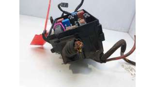 CAJA RELES / FUSIBLES OPEL CORSA D (2006-2014) - L.6629605 / 13217394