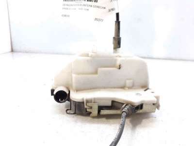 CERRADURA PUERTA DELANTERA DERECHA CITROEN C3 I (2002-) 1.4 I BIVALENT 73CV 1360CC - L.6633593 / 46383280