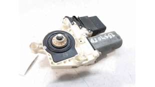 MOTOR ELEVALUNAS TRASERO DERECHO VOLKSWAGEN GOLF IV (2000-2005) 1.9 TDI 130CV 1896CC - L.6681876 / 9776105407301
