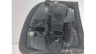 PILOTO TRASERO DERECHO INTERIOR SEAT LEON (1999-2006) - L.6682077 / 1M6945108 2