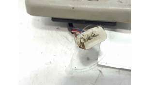 LUZ INTERIOR OTROS VEHICULOS - L.6698133 / 1235515 2