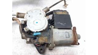 ELEVALUNAS TRASERO DERECHO MITSUBISHI GALANT VI (1996-2004) 2.0 TDI (EA6A) 90CV 1998CC - L.6706570 / MB926820