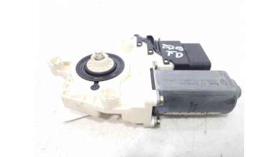 MOTOR ELEVALUNAS TRASERO DERECHO VOLKSWAGEN GOLF V (2003-2008) 1.9 TDI 105CV 1896CC - L.6724551 / 1K0959704FFKZ