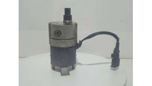 MOTOR ELEVALUNAS TRASERO IZQUIERDO MERCEDES-BENZ CLASE C (2009-2014) C 300 (204.054) 231CV 2996CC - L.6726906 / A2048200642 2