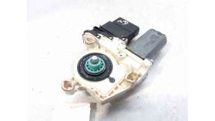 MOTOR ELEVALUNAS TRASERO DERECHO VOLKSWAGEN GOLF V (2007-2008) 1.6 MULTIFUEL 102CV 1595CC - L.6736799 / 1K4839402D