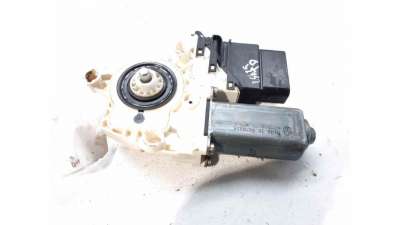 MOTOR ELEVALUNAS TRASERO DERECHO VOLKSWAGEN GOLF V (2003-2008) 1.9 TDI 105CV 1896CC - L.6754856 / 1K0959704FFKZ