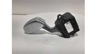 CAJA RELES / FUSIBLES RENAULT ESPACE IV (2002-) 2.2 DCI (JK0H) 150CV 2188CC - L.6762540 / 8200426353