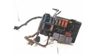 CAJA RELES / FUSIBLES RENAULT ESPACE IV (2002-) 2.2 DCI (JK0H) 150CV 2188CC - L.6762540 / 8200426353 2