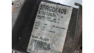 CAJA RELES / FUSIBLES RENAULT ESPACE IV (2002-) 2.2 DCI (JK0H) 150CV 2188CC - L.6762540 / 8200426353