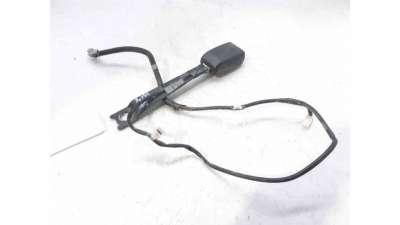 ANCLAJE CINTURON DELANTERO DERECHO TOYOTA AURIS (2007-2012) 1.6 (ZRE151) 124CV 1598CC - L.6766982 / 230338