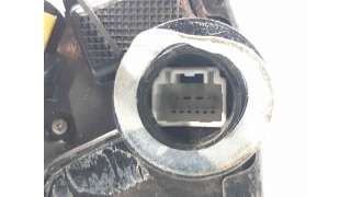 CERRADURA PUERTA DELANTERA DERECHA TOYOTA COROLLA VERSO (2005-2009) 2.2 D-4D (AUR10) 136CV 2231CC - L.6789018 / 6903002162