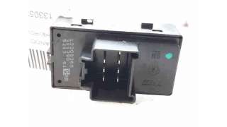 MANDO ELEVALUNAS TRASERO DERECHO CHEVROLET CRUZE (2009-) 2.0 CDI 150CV 1991CC - L.6802971 / 13305368