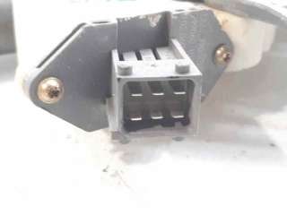 ELEVALUNAS TRASERO DERECHO TOYOTA AVENSIS SEDÁN (2005-2008) 2.2 D-4D (ADT251) 150CV 2231CC - L.6814583 / 6983005100