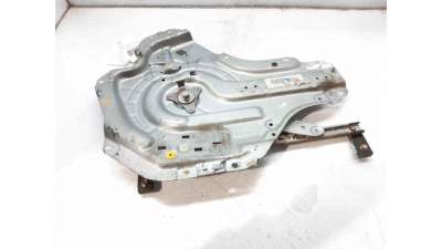ELEVALUNAS TRASERO IZQUIERDO HYUNDAI ELANTRA SEDÁN (2000-2006) 1.6 107CV 1599CC - L.6849226 / 834012D010